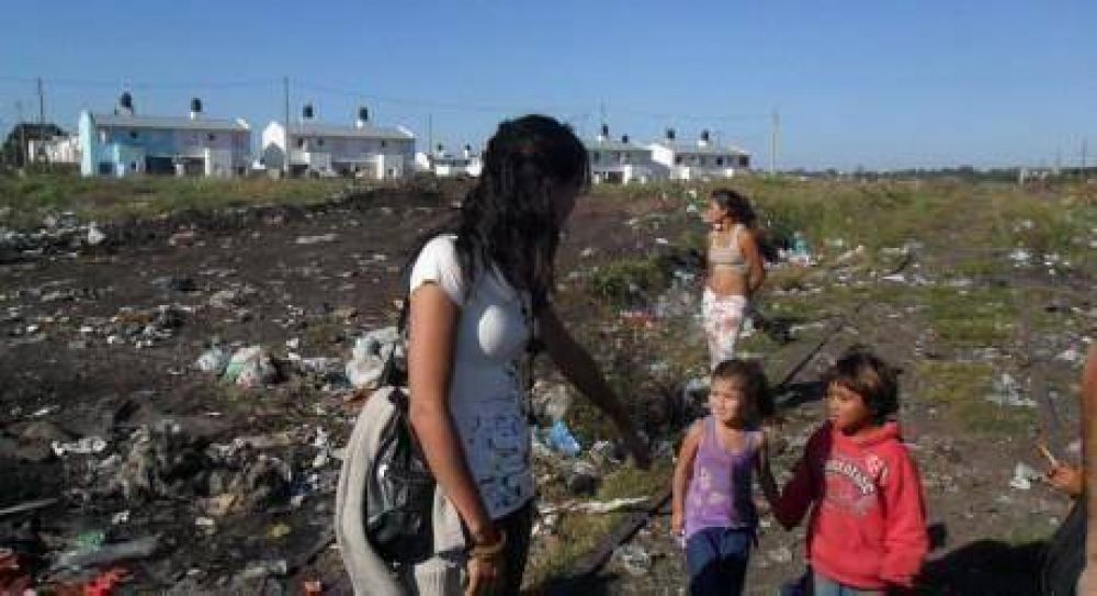 �Es indignante que la realidad de algunos barrios sea ocultada y silenciada�