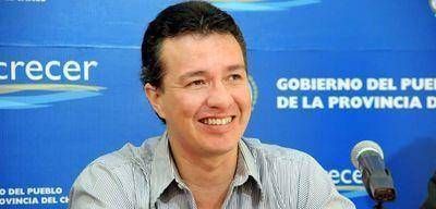 Aguilar: "Los contenedores fueron aportados por donantes privados"