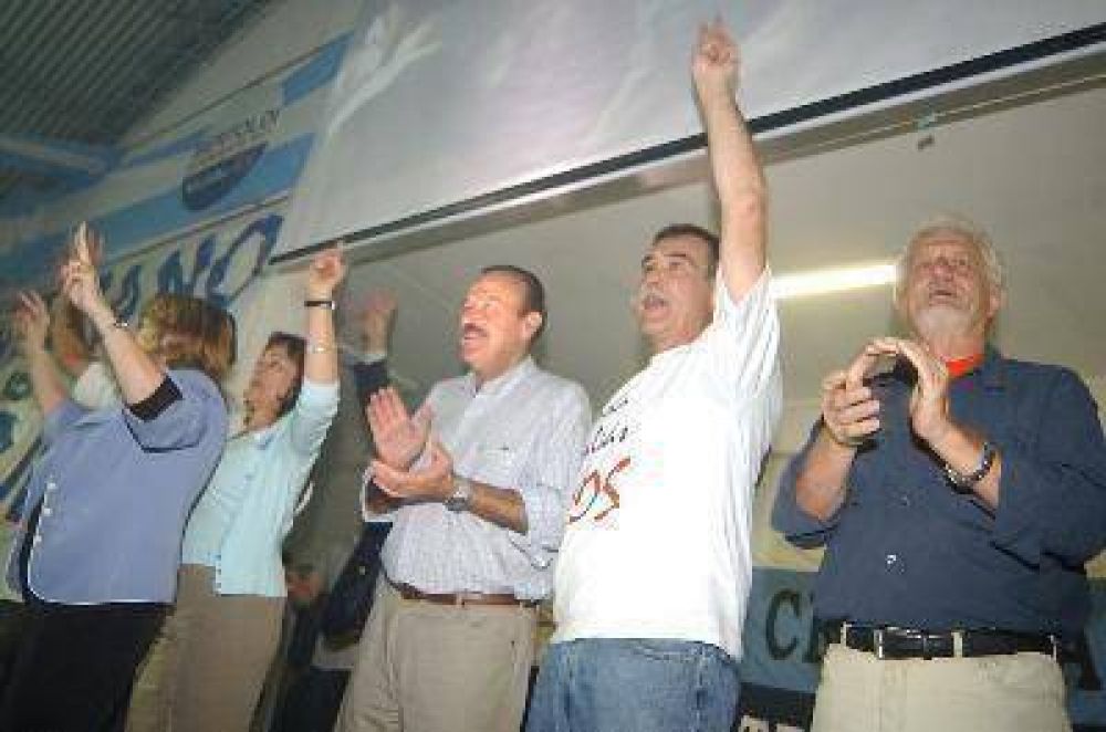 Con denuncias, Bertoldi lanz� su campa�a 