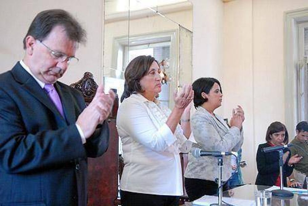 Graciela Rosso apunt� contra las usurpaciones que emanan del poder