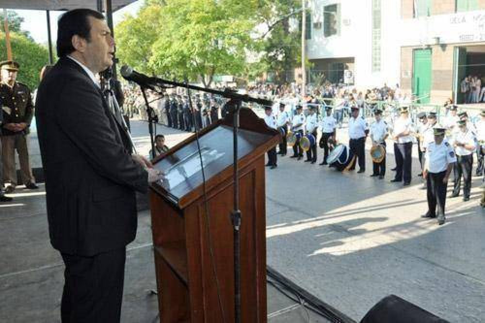 El gobernador Zamora inst� a no olvidar a los ex combatientes