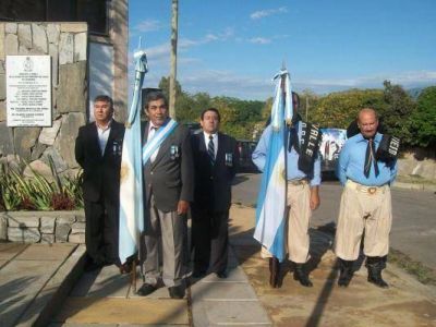 Homenaje a los veteranos de guerra y ca�dos en Malvinas