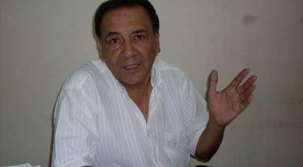 Ben�tez lanza su precandidatura con un gui�o a Duhalde 