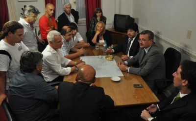 Stella Giroldi anunci� que el estadio de Villa D�lmine ser� propiedad de todos los campanenses