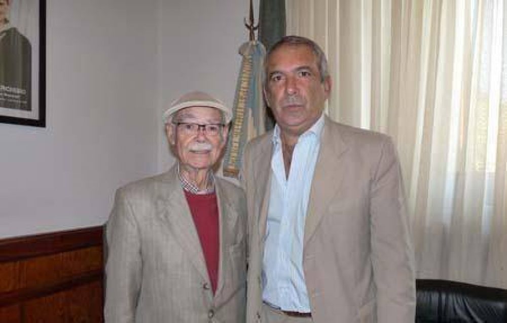 Recibi� a Manuel Garcia Ferr�