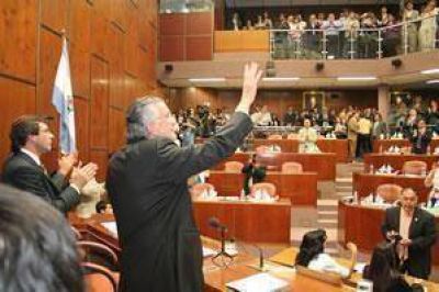 Gioja: �En democracia manda el pueblo�