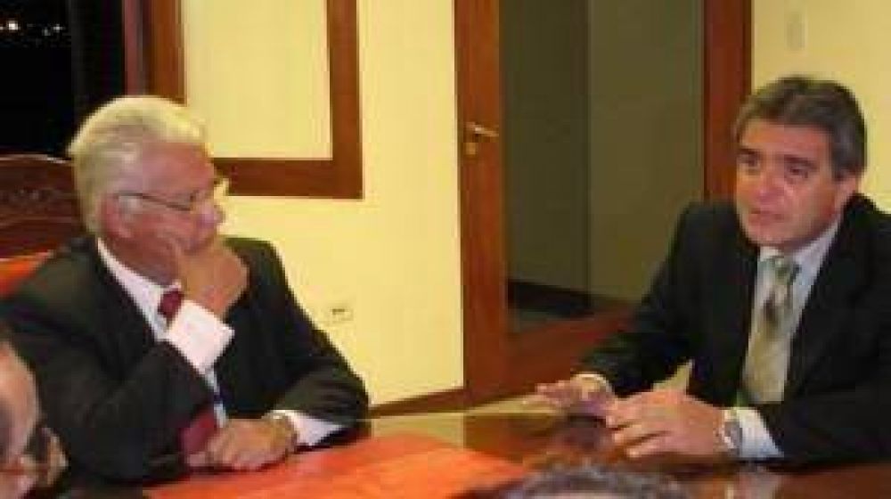 Convenio entre la UNJu y el Consejos Profesionales de Ciencias Econ�micas
