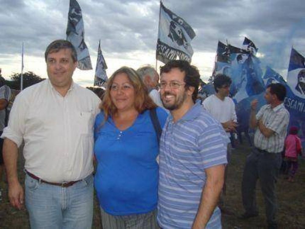 Cheppi en el acto de inauguraci�n de la Plaza �Presidente N�stor Kirchner�