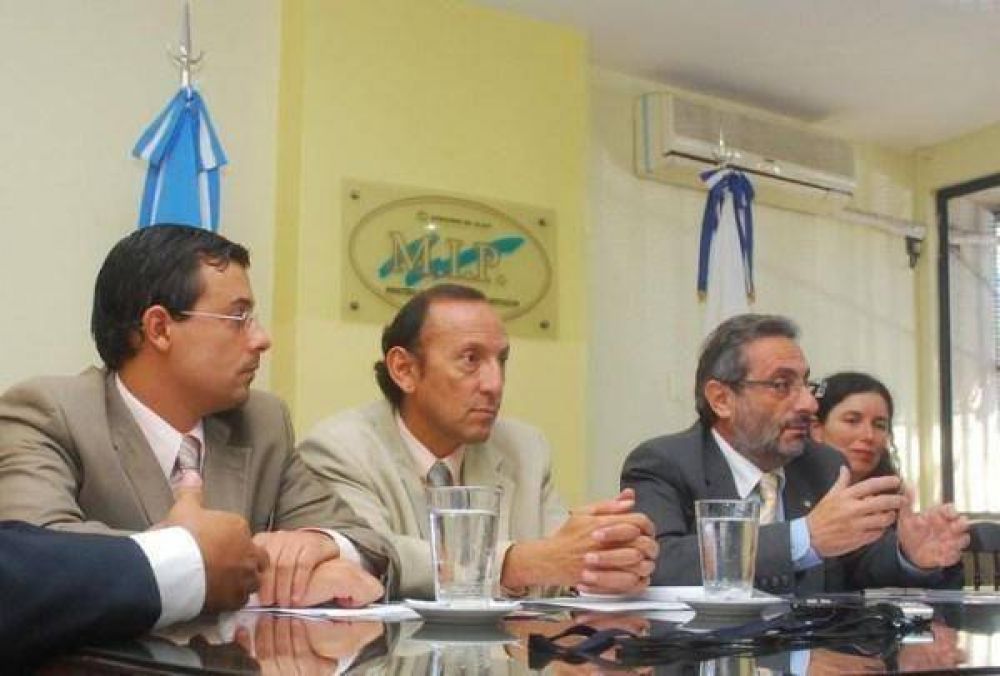Inversi�n millonaria para un barrio de Abra Pampa 