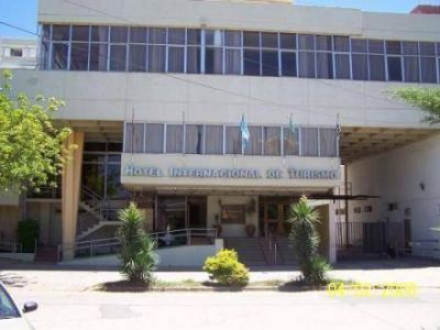 C�ceres en conversaciones con el gobierno por concesi�n del Turismo 