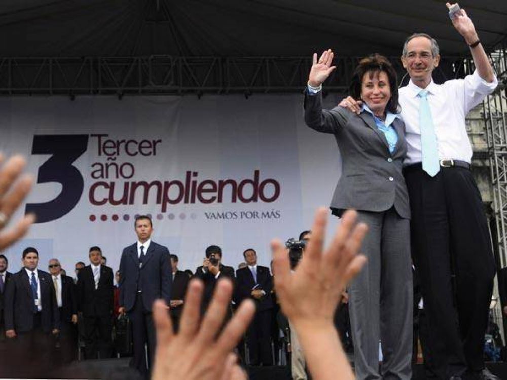 Guatemala: la Justicia desestim� el amparo "a favor del amor" presidencial