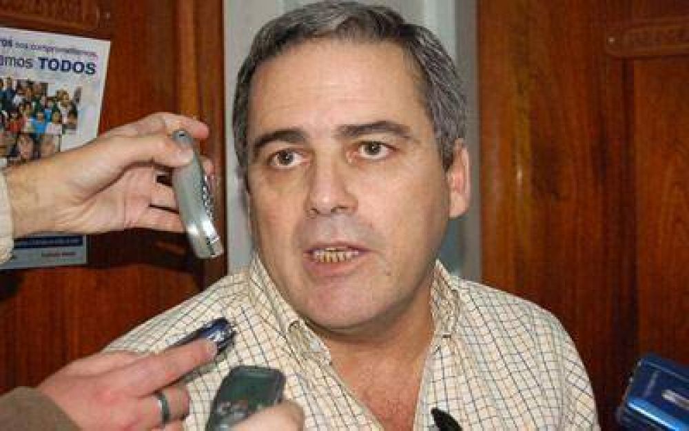 Touri�an: �los votos nulos se usan para balancear las actas�
