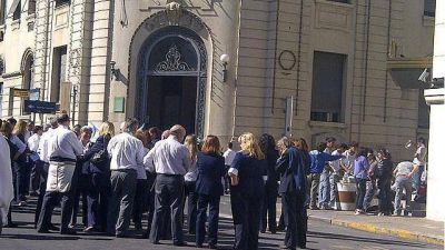 Este martes vuelven a protestar los bancarios 