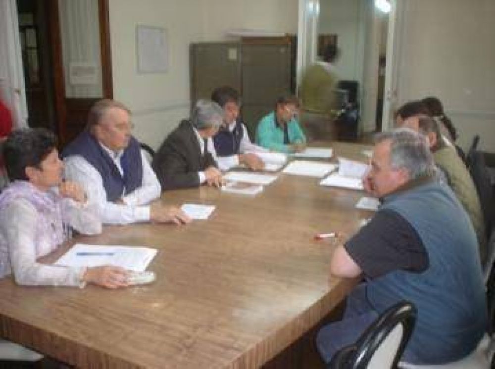 La Comisi�n de Hacienda del HCD trat� diversos expedientes