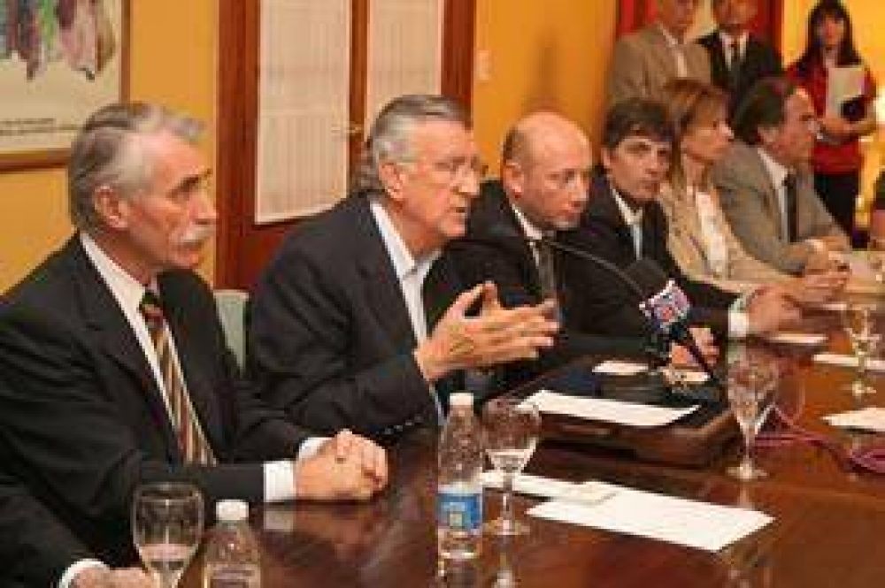 Presentaron la tercera edici�n del Premio Provincial a la Calidad 