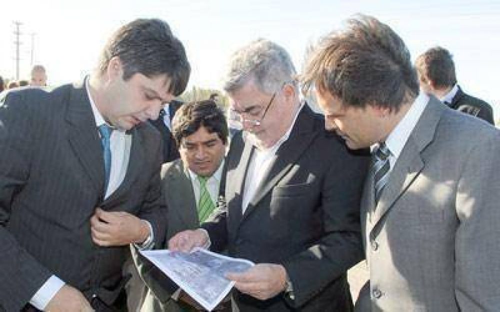 Los dos sectores del PJ aseguran que Cimadevilla �se acord� tarde�