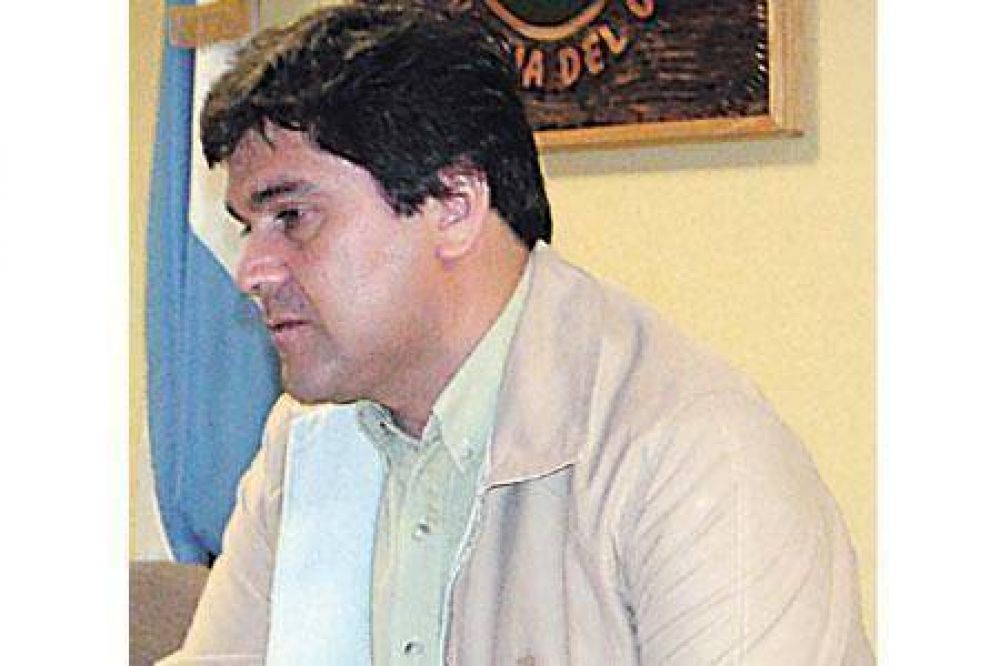 Salazar: �Hay que definir una nueva agenda en el peronismo con la base del di�logo�