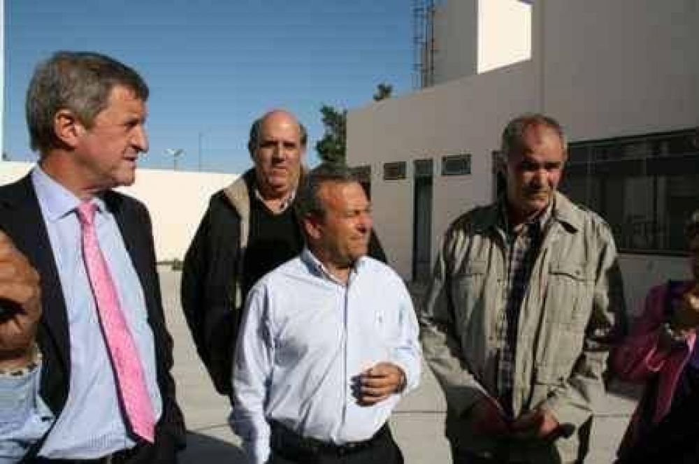 Inauguraci�n de la Escuela N� 49