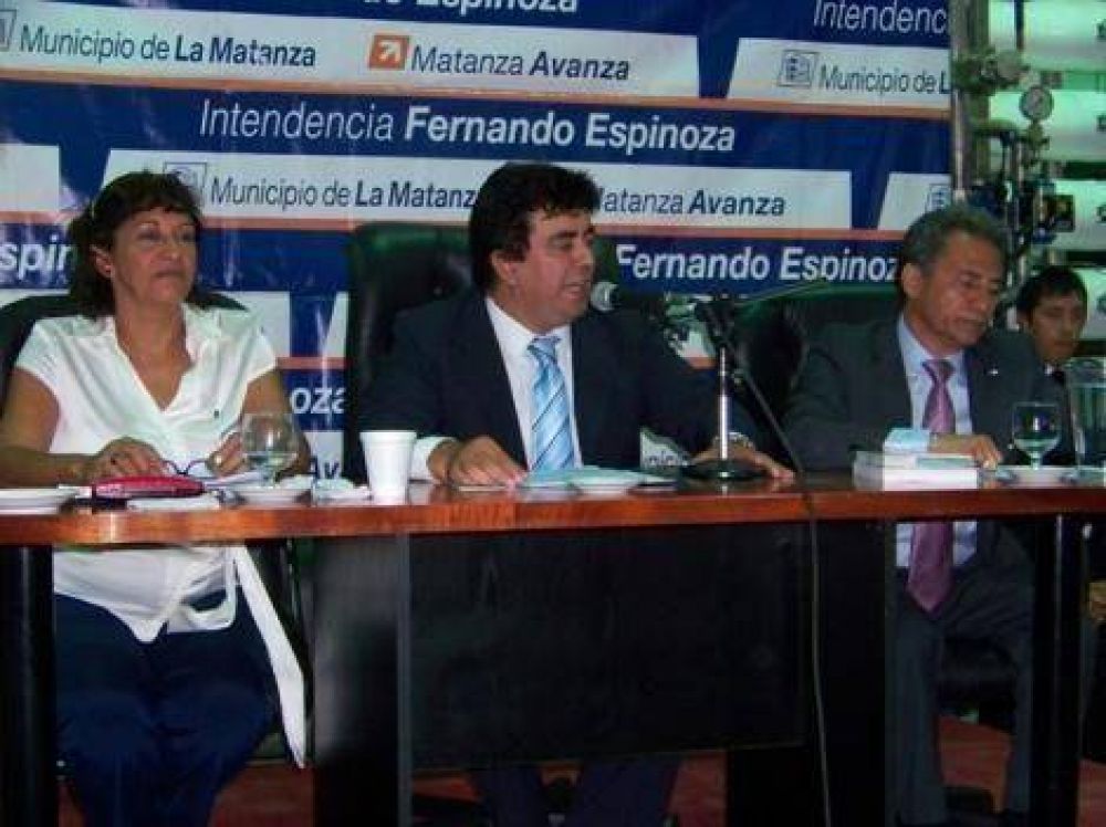Espinoza: �En ocho a�os, el CARE generar� recursos para La Matanza�