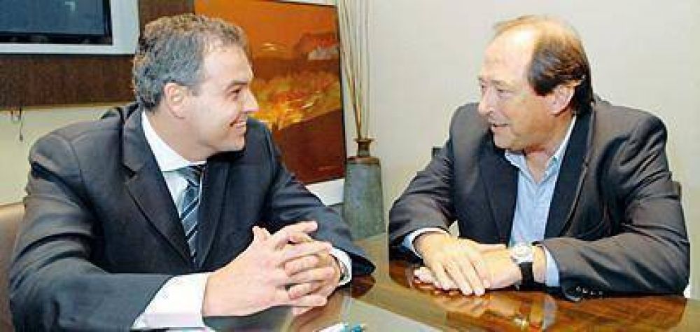 Ernesto Sanz: �El Gobierno es reh�n de Moyano, un monstruo que no puede dominar� 