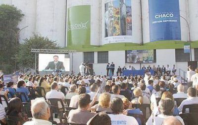 Tras 25 a�os, volvieron a descargar granos en la ex Junta Nacional 