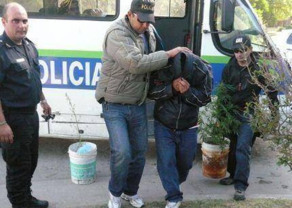 Allanamiento por drogas en Chapadmalal: un detenido
