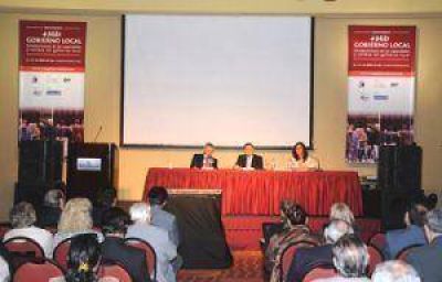 Julio Pereyra abri� el Seminario Nacionalpor Fortalecimiento de la Gesti�n Municipal 