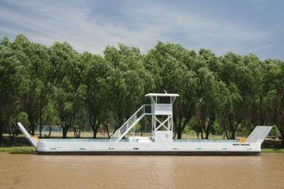 Presentan en Campana el �nico Transbordador Fluvial para el agro en Latinoam�rica