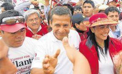 Entre la apat�a y el pasado, asoma Humala como favorito en Per�