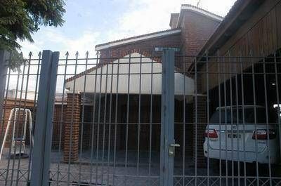 Encapuchados atacaron a Luis Barrionuevo al ingreso de su casa