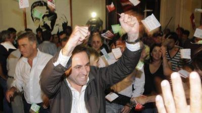 Categ�rico triunfo de Mestre y Aguad