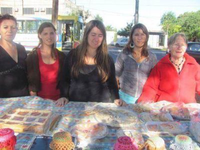 Feria de platos en beneficio de la Asociaci�n Pro Ayuda al Ni�o Incapacitado