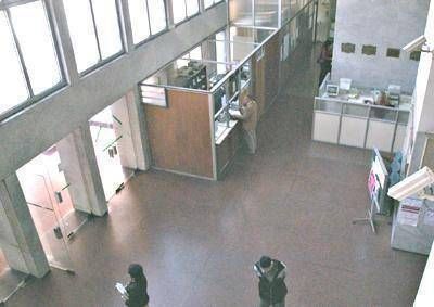 Judiciales paralizan los tribunales y los m�dicos no atienden por 72 horas