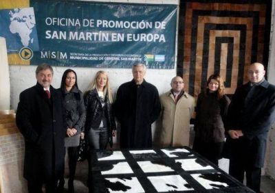 Ivoskus inaugur� la Oficina de San Mart�n en Lituania