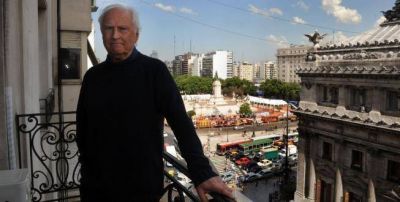 Pino ya decidi� jugar en Capital, pero van a esperar a Binner