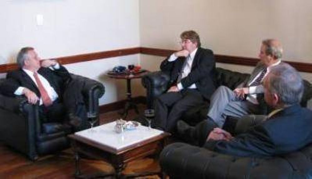 El C�nsul General de Francia en Argentina visit� la provincia
