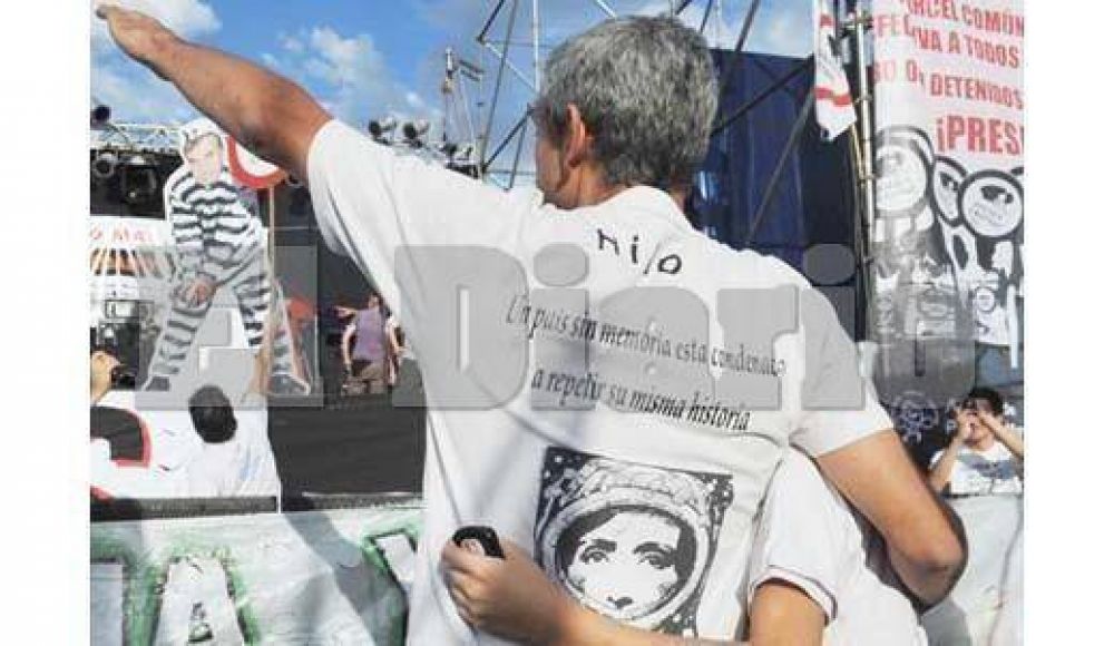 CONDENAN A PATTI A PRISI�N PERPERTUA POR CR�MENES DE LESA HUMANIDAD