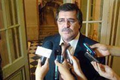 Vaz Torres: "Estos acuerdos fortalecen la calidad institucional" 