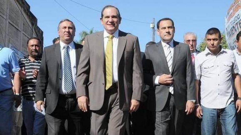 Alperovich amenaz� con retirar su apoyo a dirigentes que se peleen