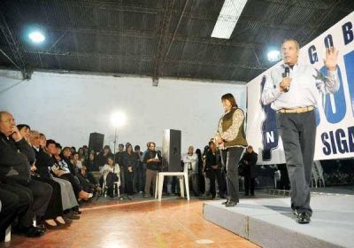 Jorge Sapag inici� su campa�a 