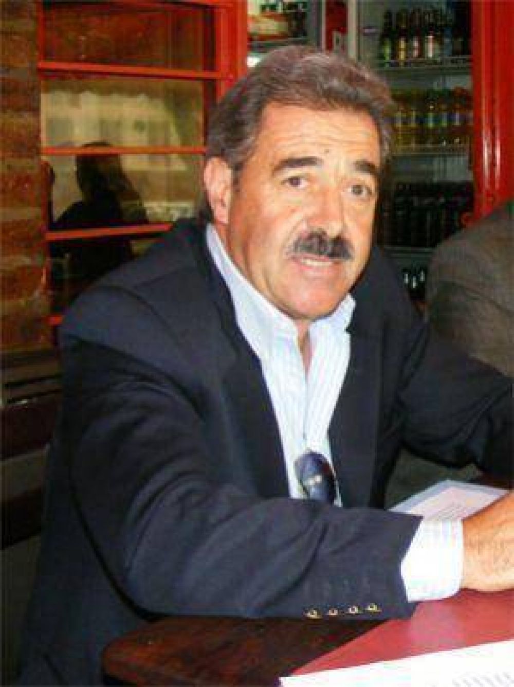 ��Qu� intendente gobern� hasta diciembre de 2003?�
