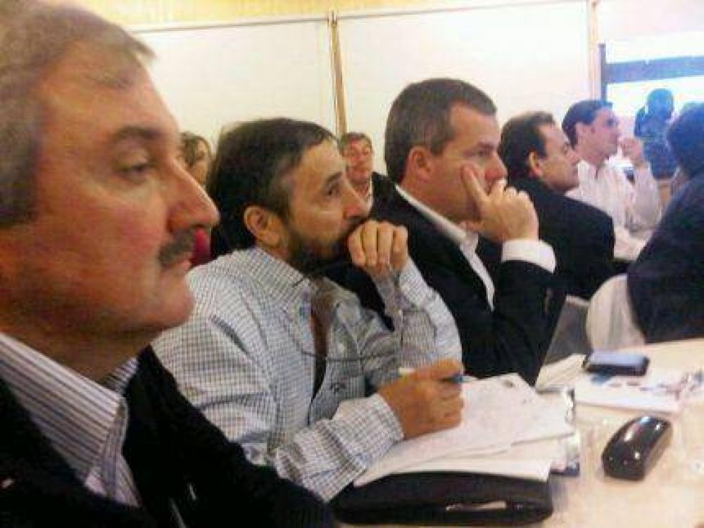 Mario Dell� Olio participa en Chile de la �Semana Sectorial de Agua y Saneamiento 2011�