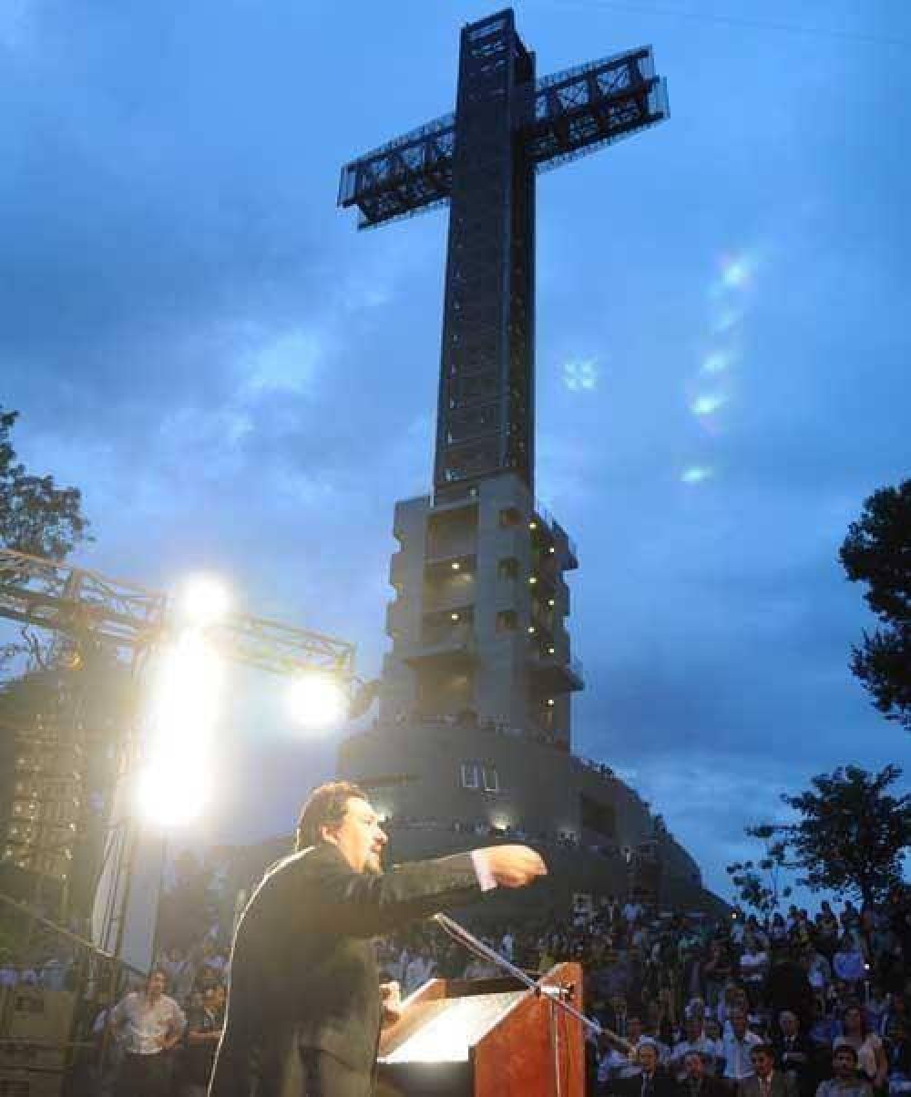 La Cruz de Santa Ana se erige como atractivo ineludible para el turismo 