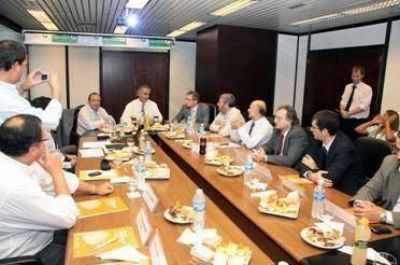 SAN MART�N - CALLEGHER PARTICIP� DE UN ENCUENTRO CON SANTIAGO MONTOYA 