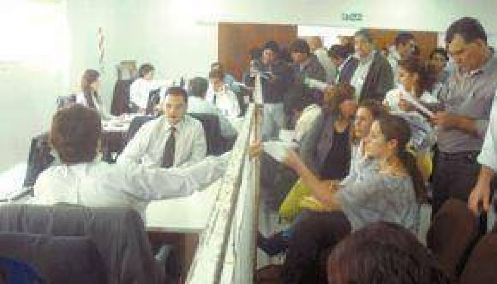 El escrutinio definitivo confirm� que Urtubey fue reelecto con casi el 60%