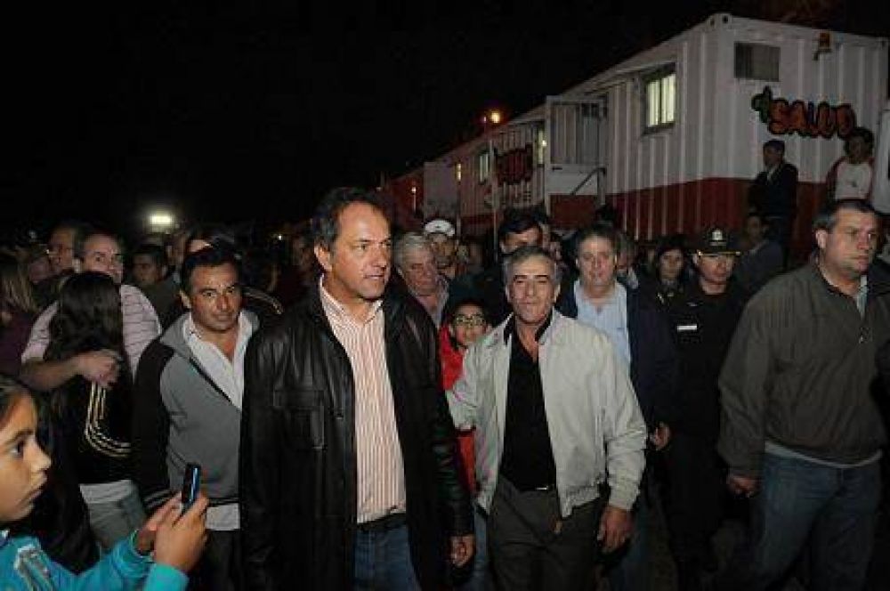 Jornadas solidarias-culturales �para acercar los servicios a los vecinos�