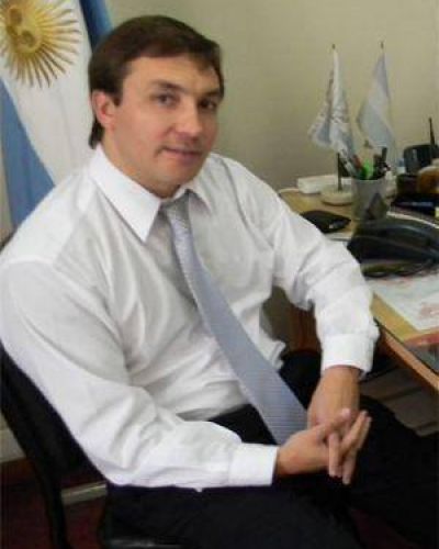 Respuesta a Ottonello de Andr�s Watson: "No hay que confundir a los vecinos para conseguir un voto m�s"