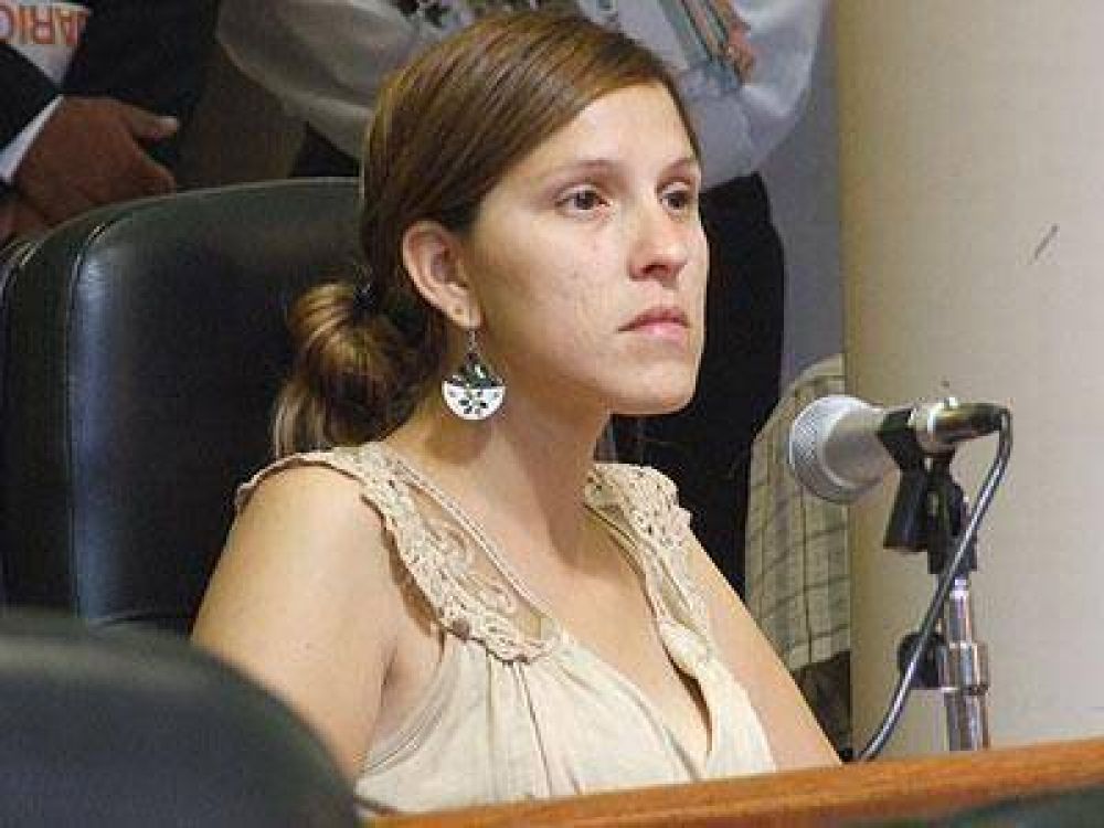 Estrada: �La Presidenta quiere que todos demuestren su compromiso�