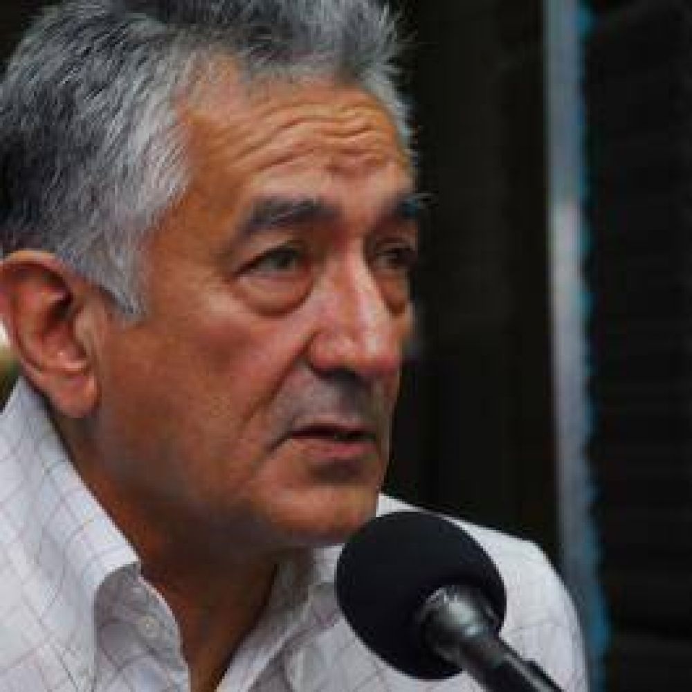 Mientras Duhalde piensa en armar otro frente electoral, Rodr�guez Sa� sigue firme con la interna 