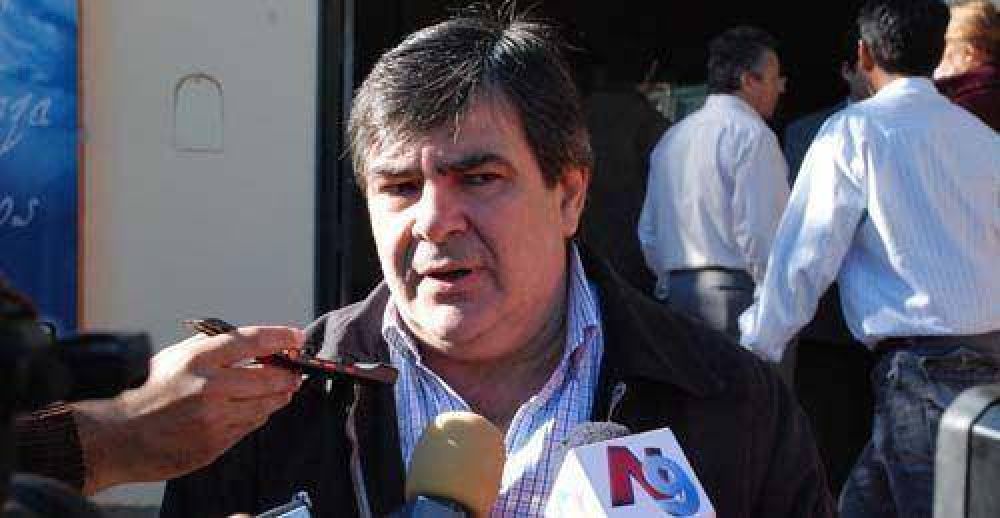 Peche: "Vamos a tratar de agotar todas las instancias"